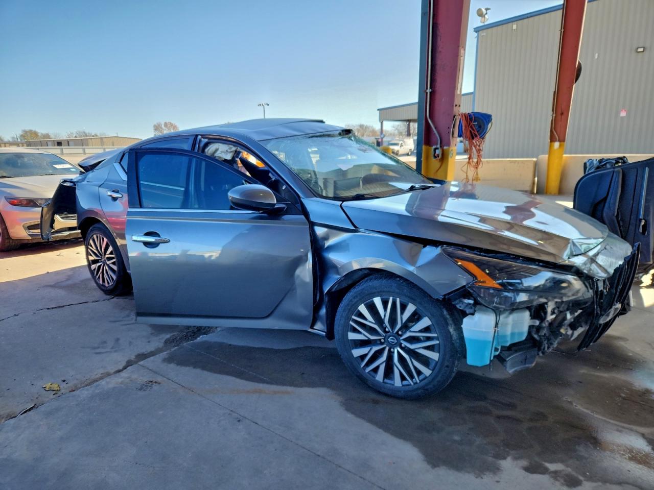 Nissan Altima Sv Image 11