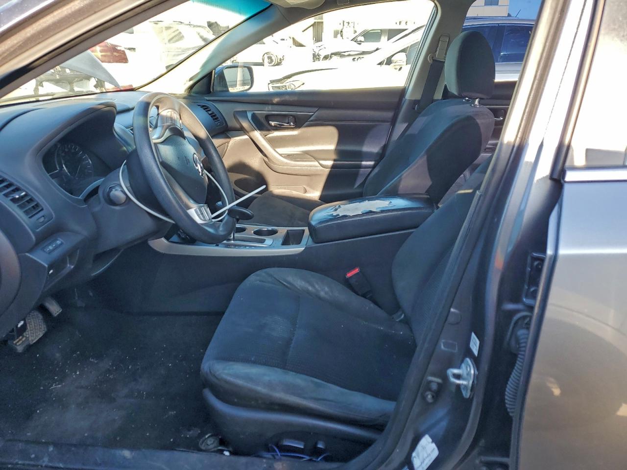 Nissan Altima 2.5 Image 5