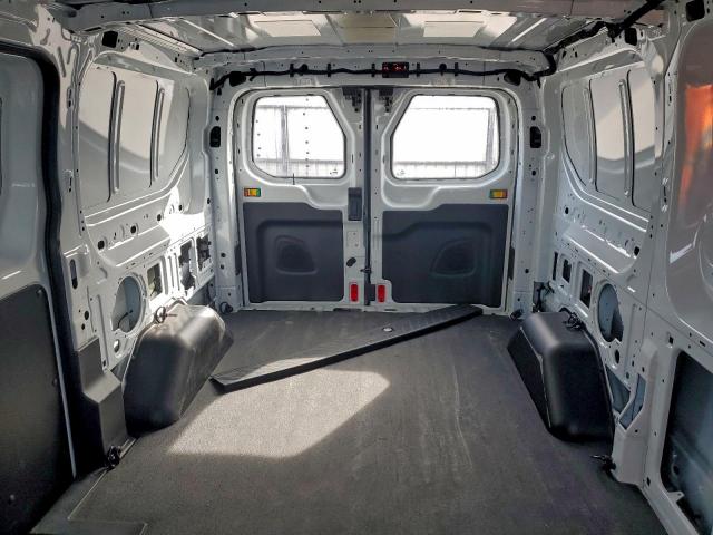 Ford Transit T-150 Image 10