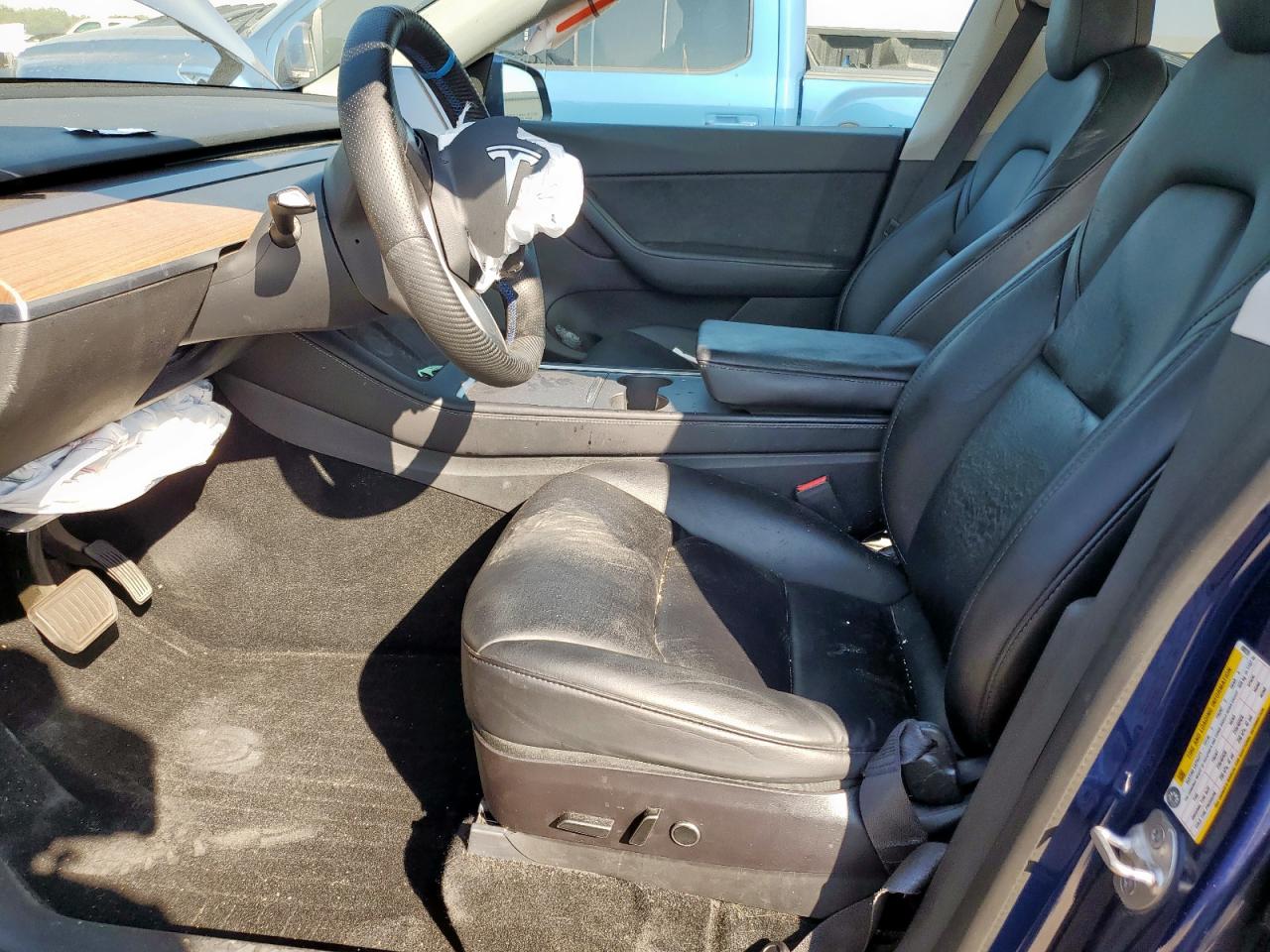 Tesla Model Y Image 11