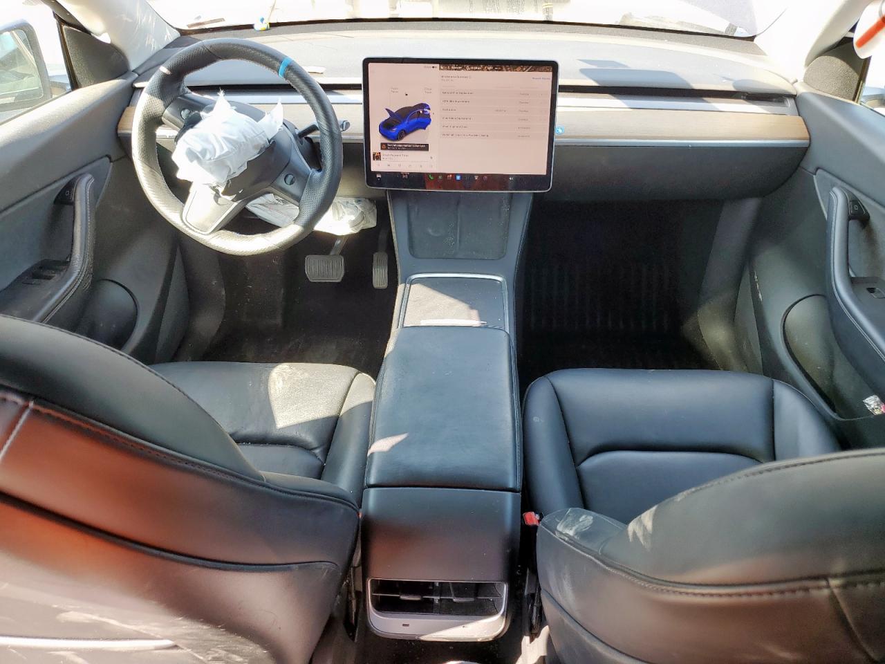 Tesla Model Y Image 10