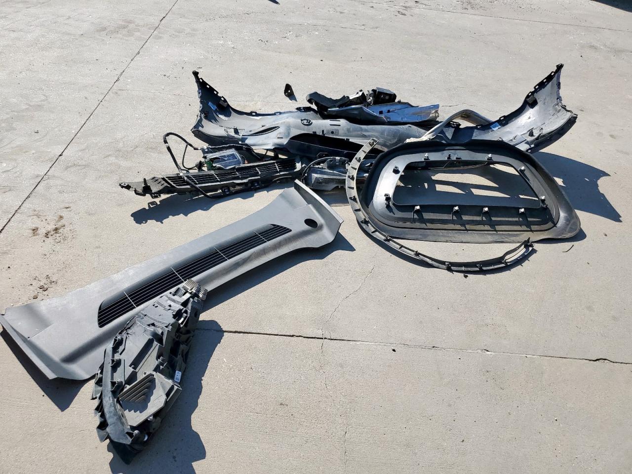 Tesla Model Y Image 14