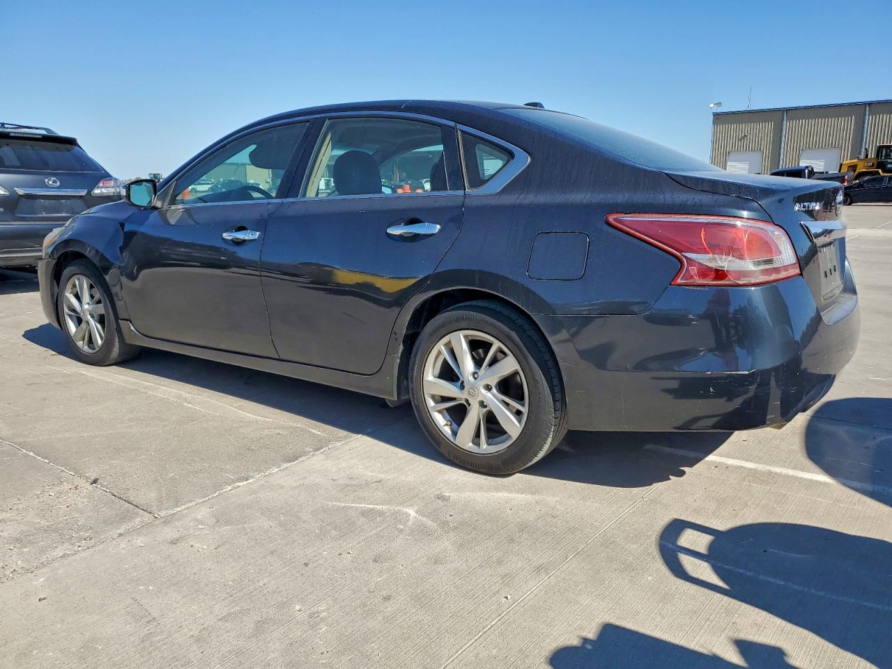 Nissan Altima 2.5 Image 4