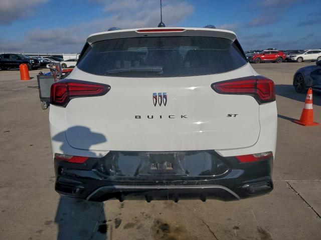 Buick Encore Sport Touring Image 13