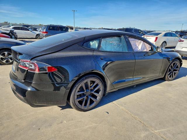 Tesla Model S Image 4