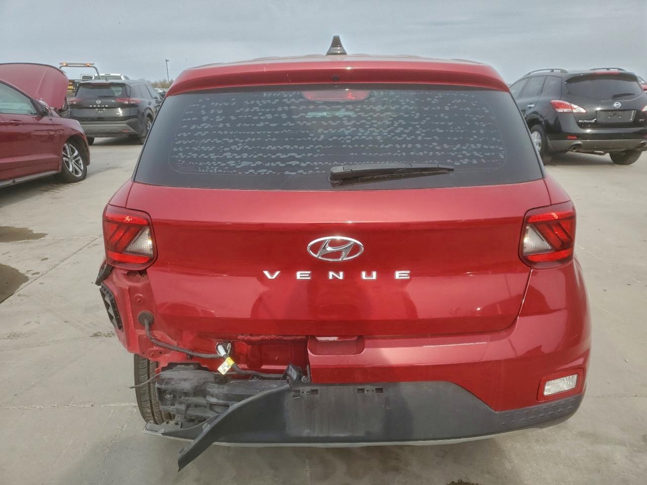 Hyundai VENUE Se Image 8