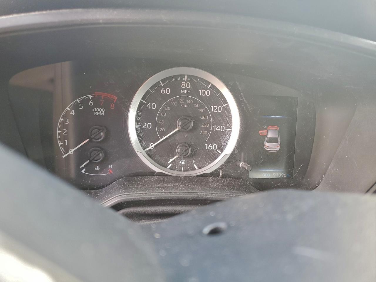 Toyota Corolla Le Image 10