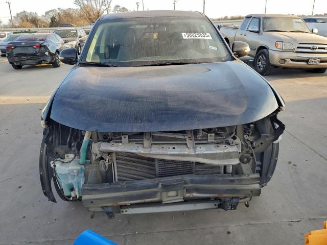 Mitsubishi Outlander Se Image 10