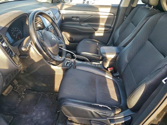 Mitsubishi Outlander Se Image 9