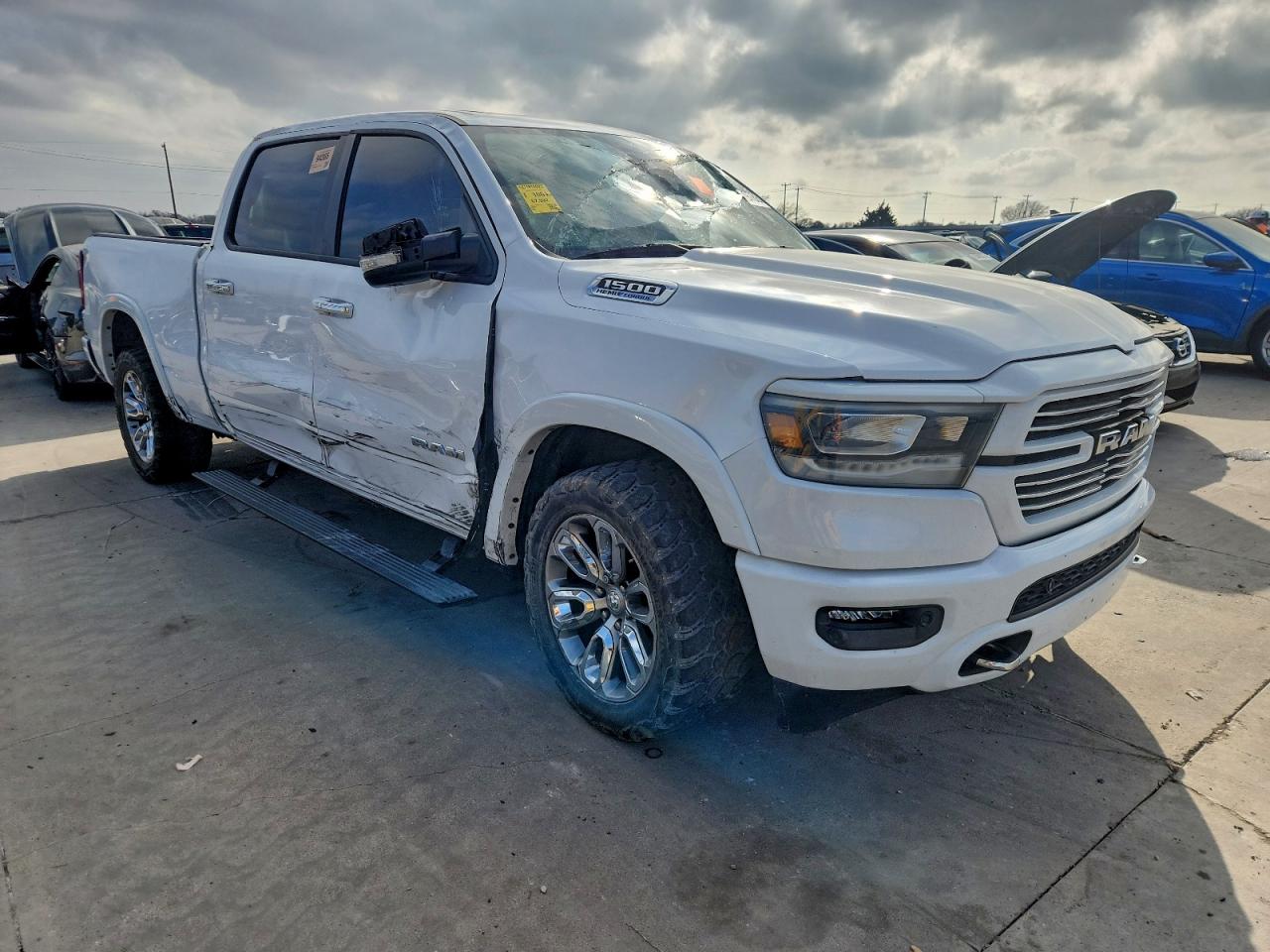 Ram 1500 Laramie Image 6