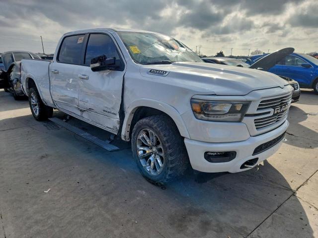 Ram 1500 Laramie Image 6