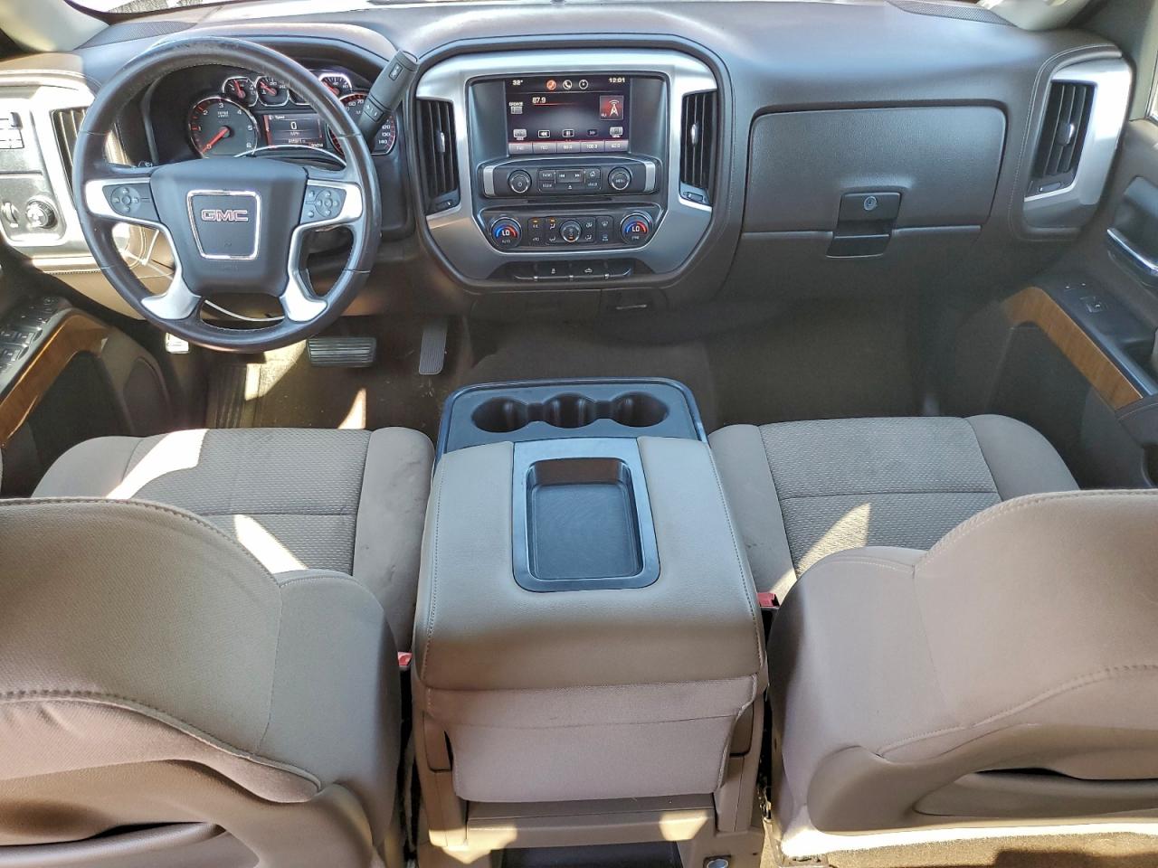 GMC Sierra C1500 Sle Image 4