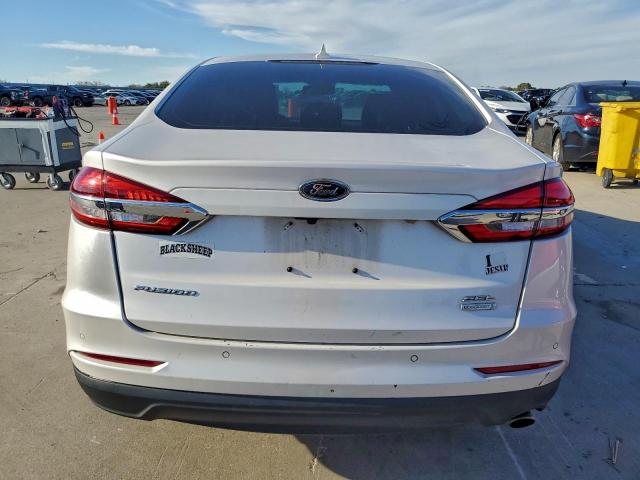 Ford Fusion Sel Image 8