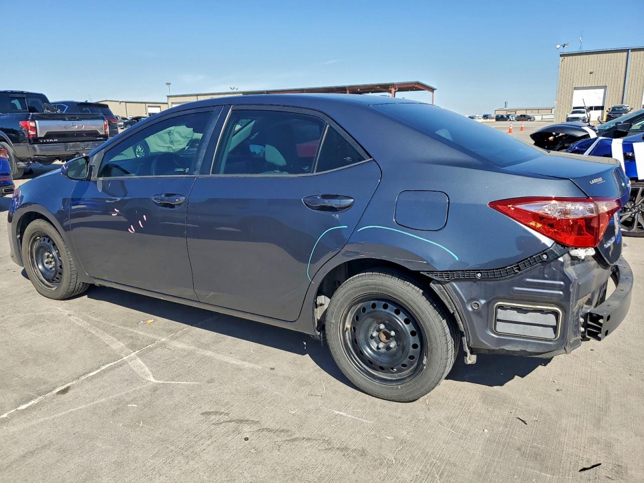 Toyota Corolla L Image 4