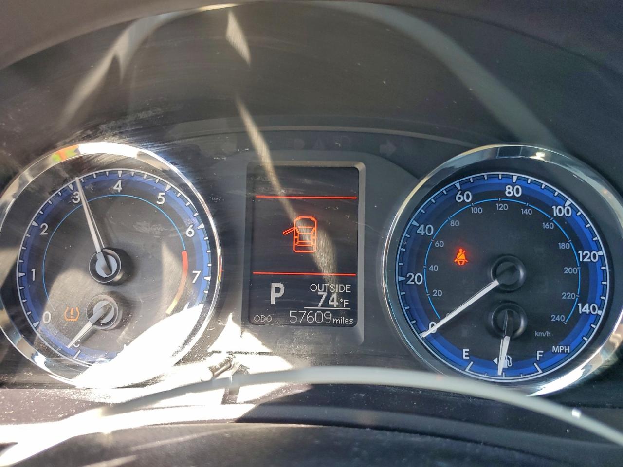 Toyota Corolla L Image 7