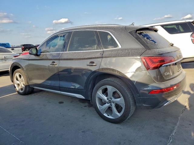 Audi Q5 Prestige Image 12