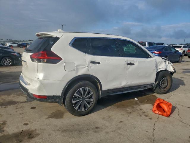 Nissan Rogue S Image 4