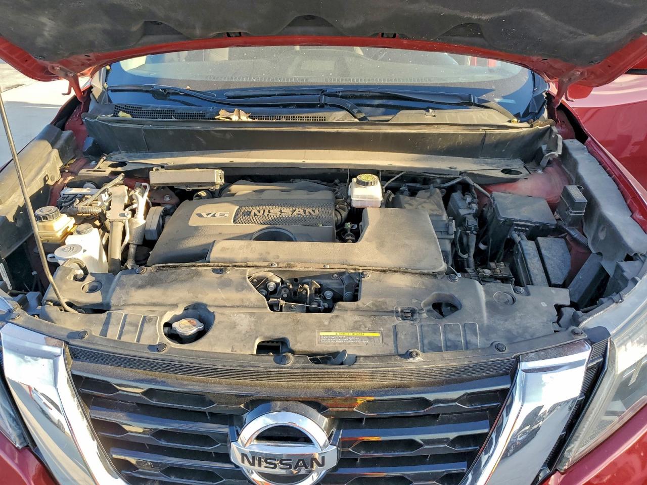 Nissan Pathfinder S Image 12