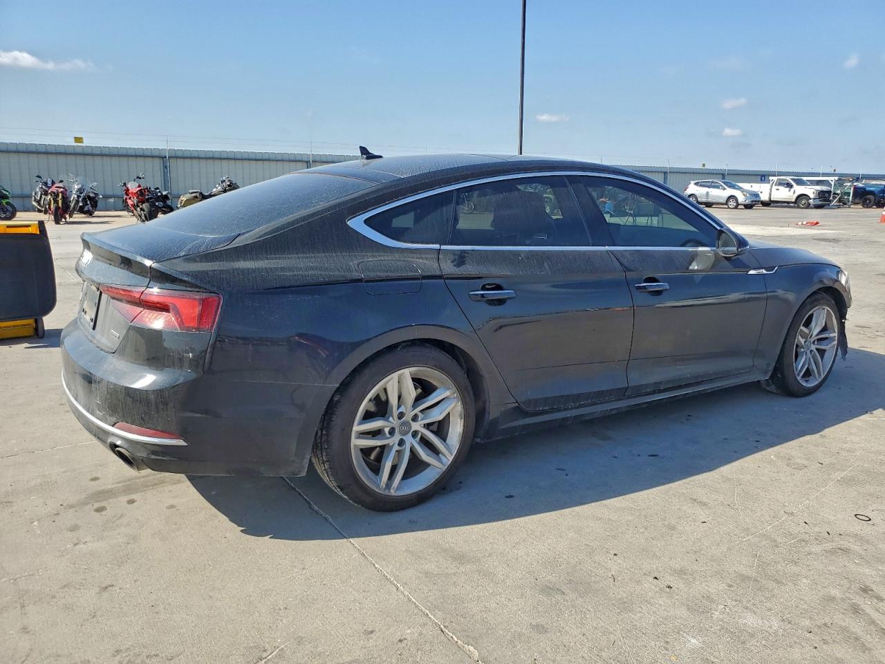 Audi A5 Premium Image 8