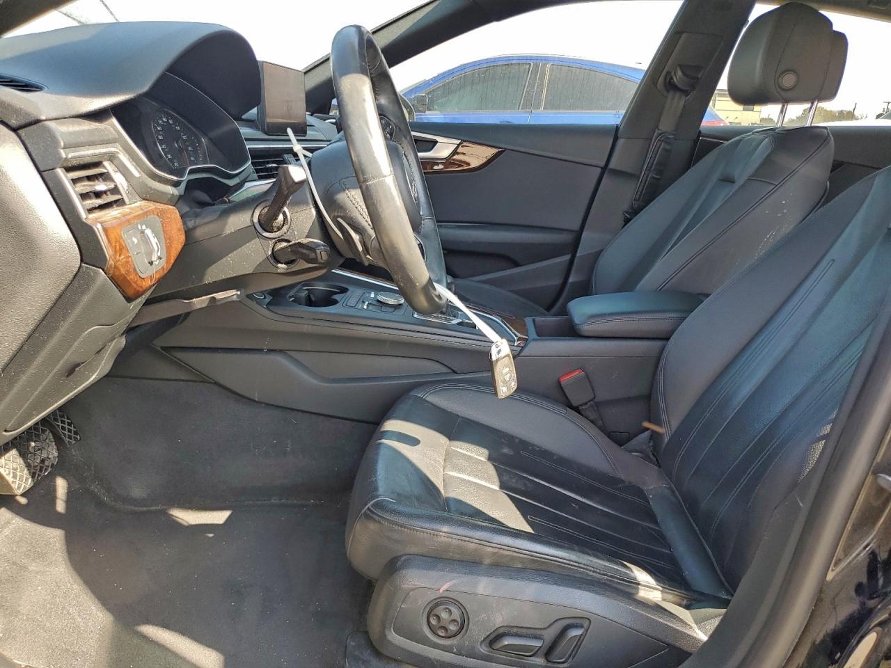 Audi A5 Premium Image 3