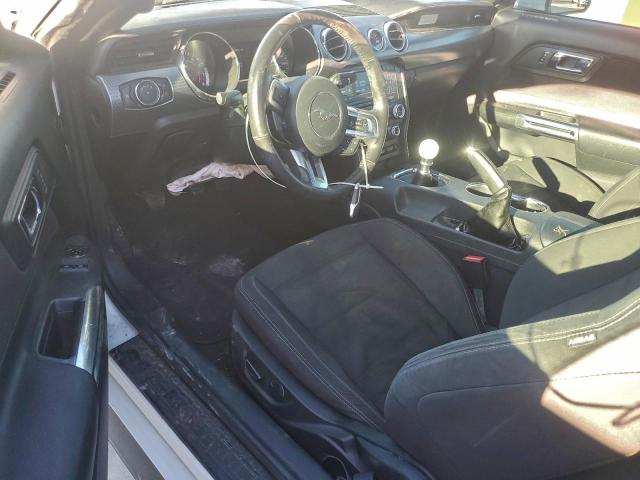 Ford Mustang Image 4