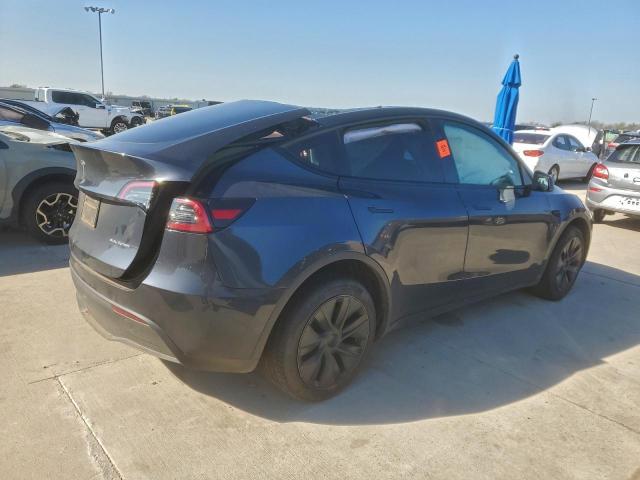 Tesla Model Y Image 2