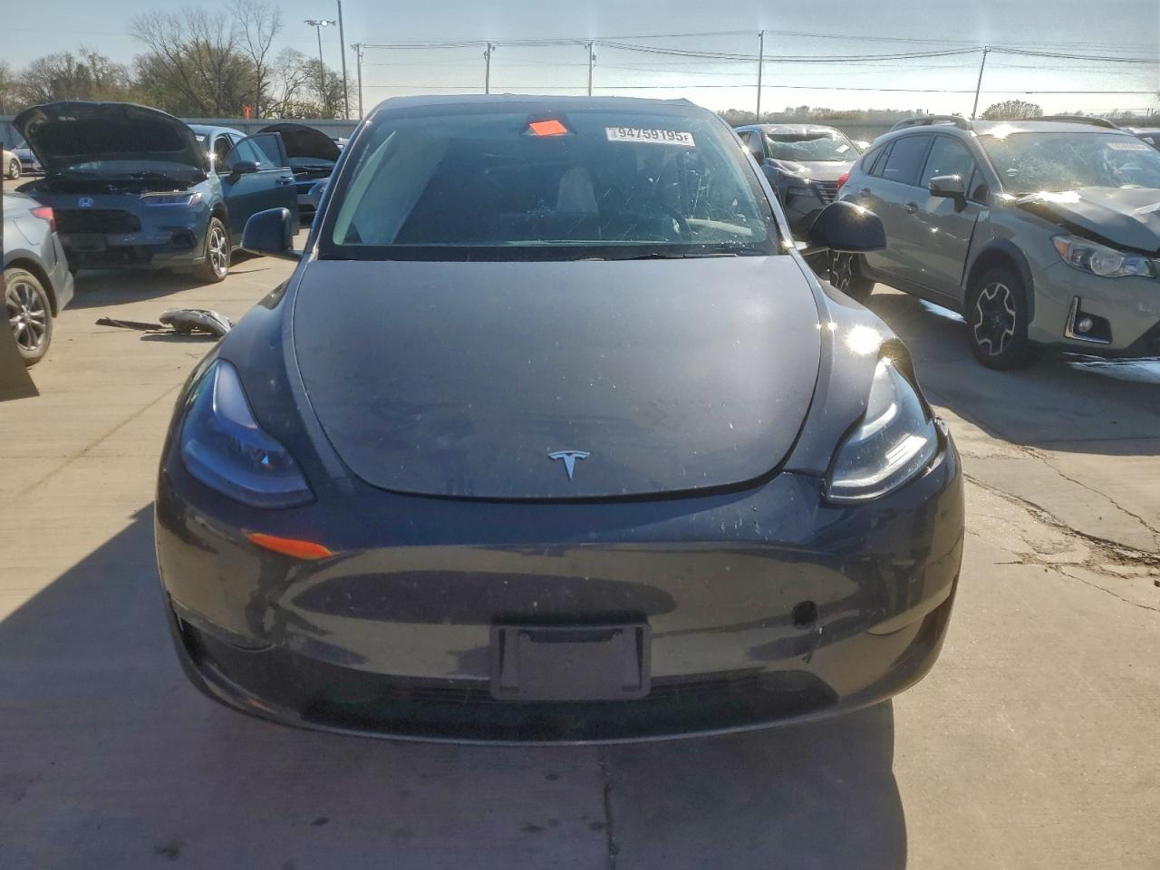 Tesla Model Y Image 10