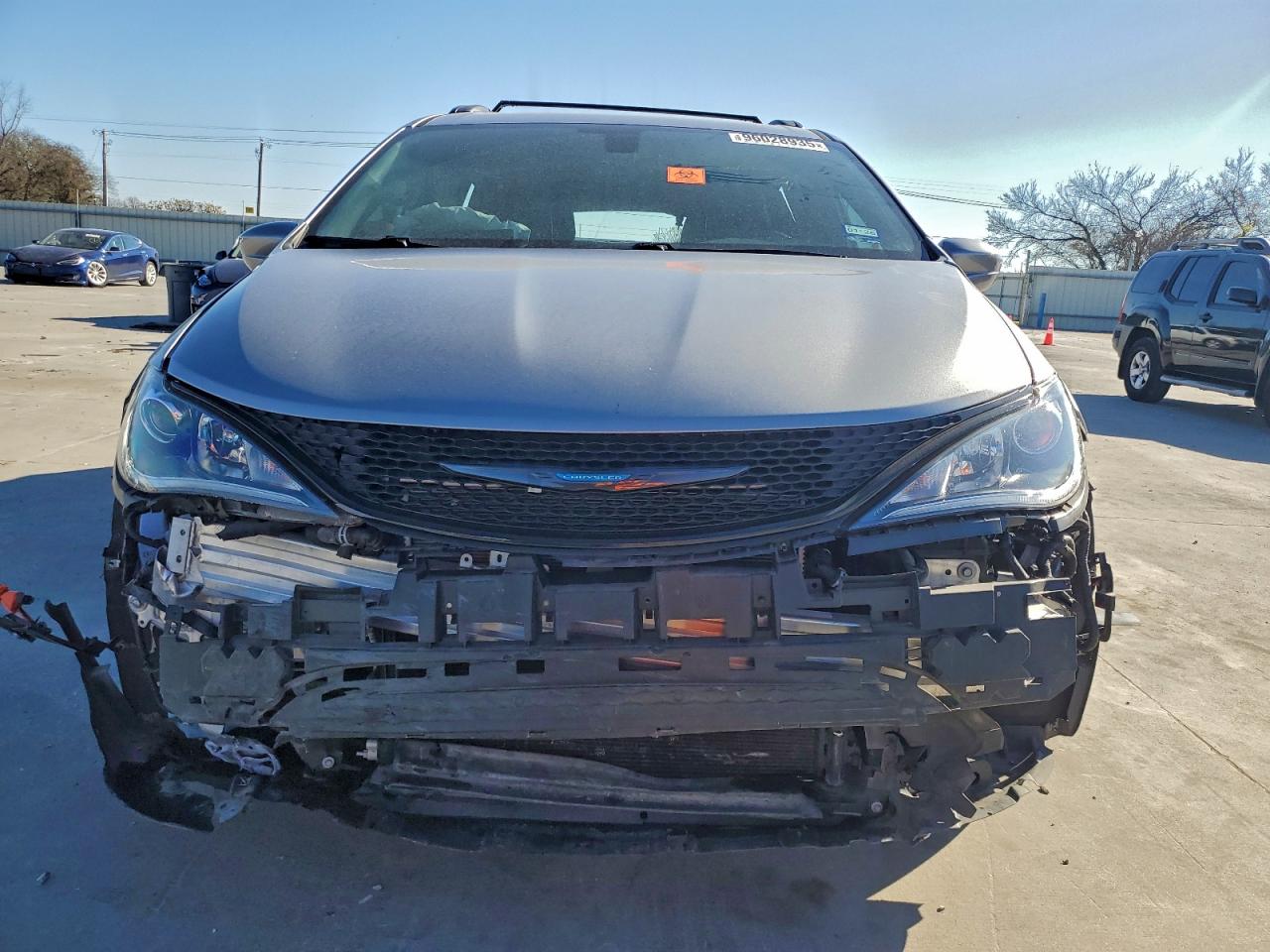 Chrysler Pacifica Hybrid Touring L Image 5