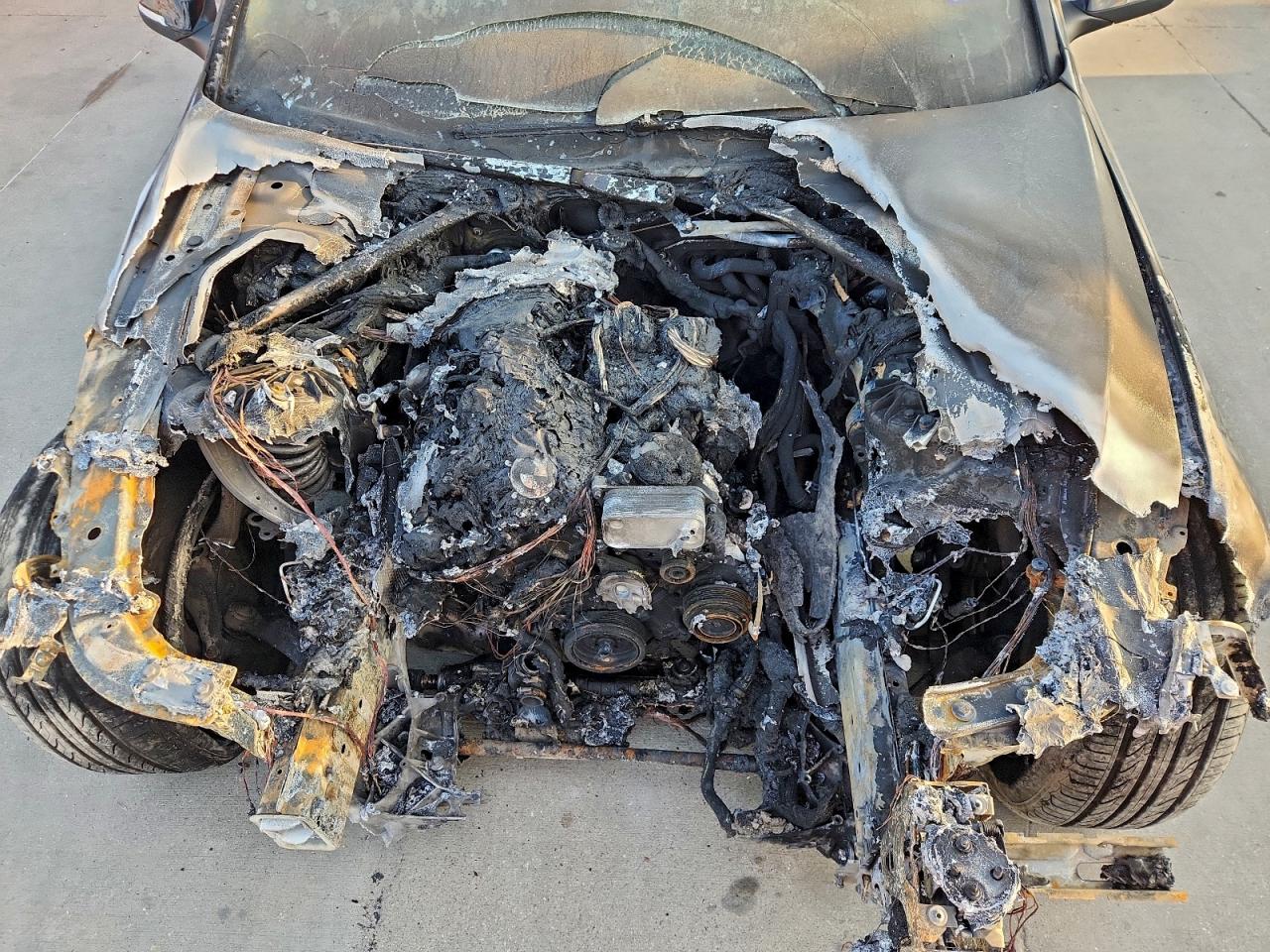 BMW 5 Series I Image 12