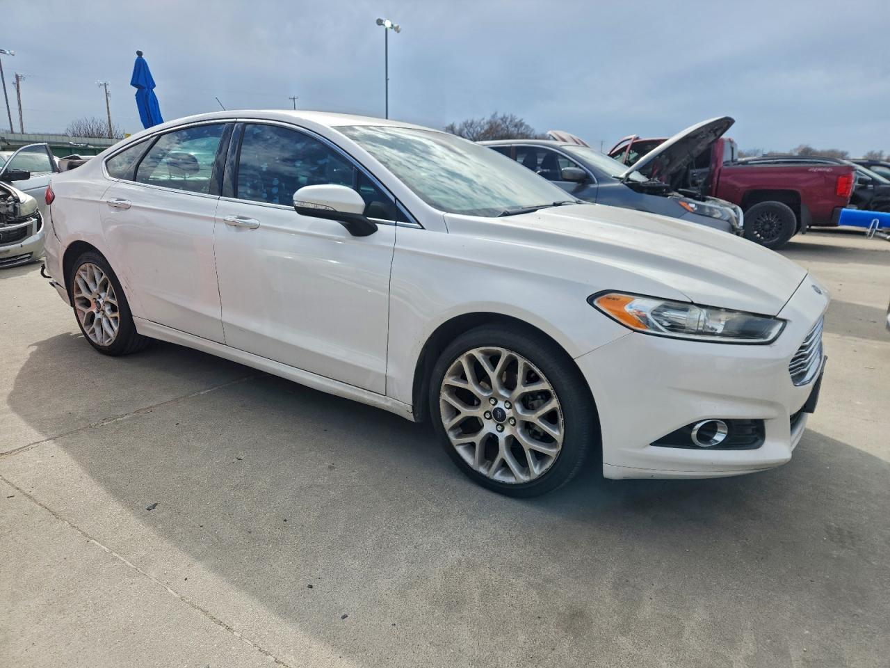 Ford Fusion Titanium Image 11