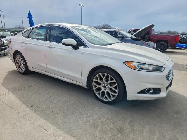Ford Fusion Titanium Image 11