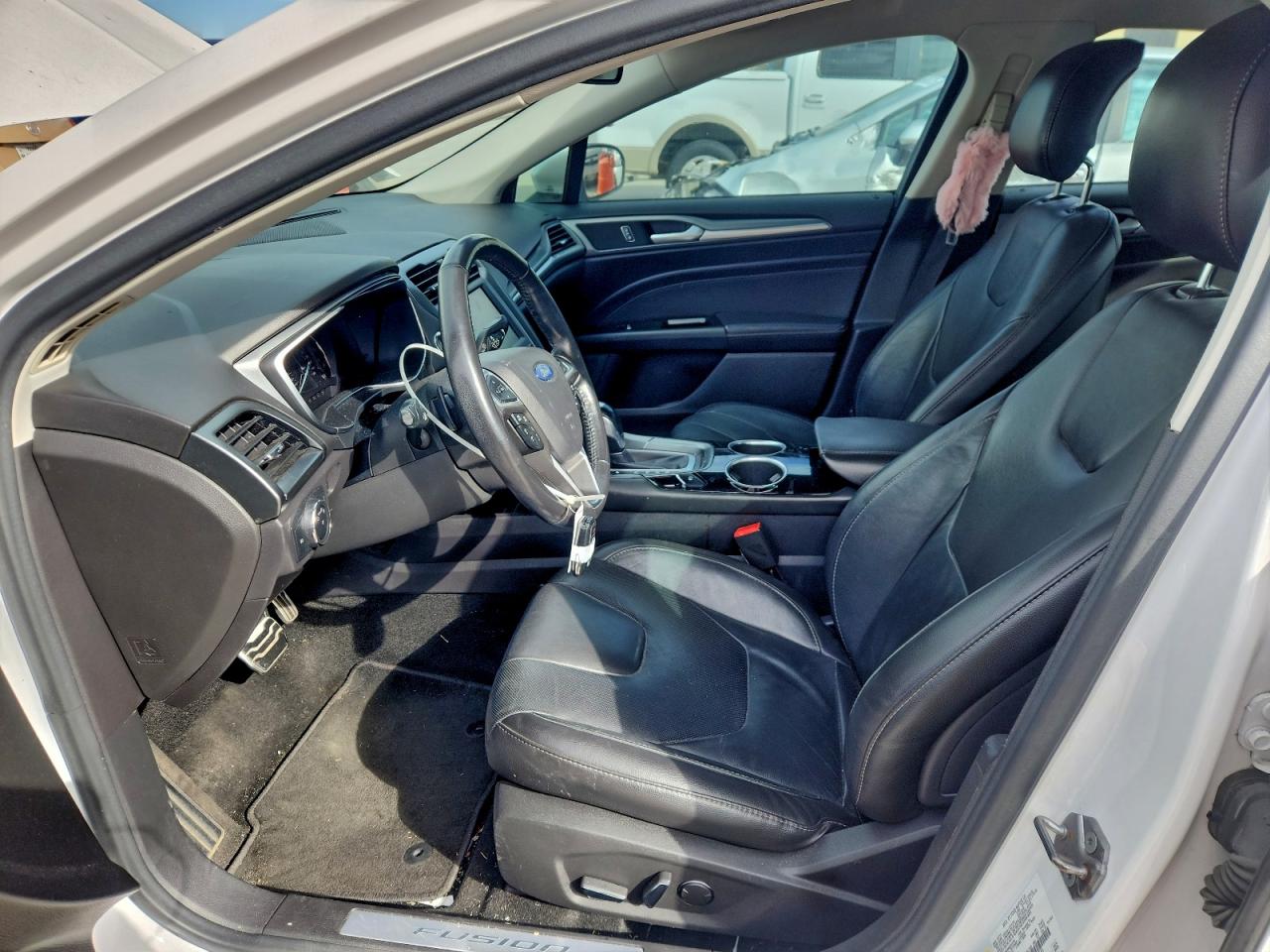 Ford Fusion Titanium Image 10