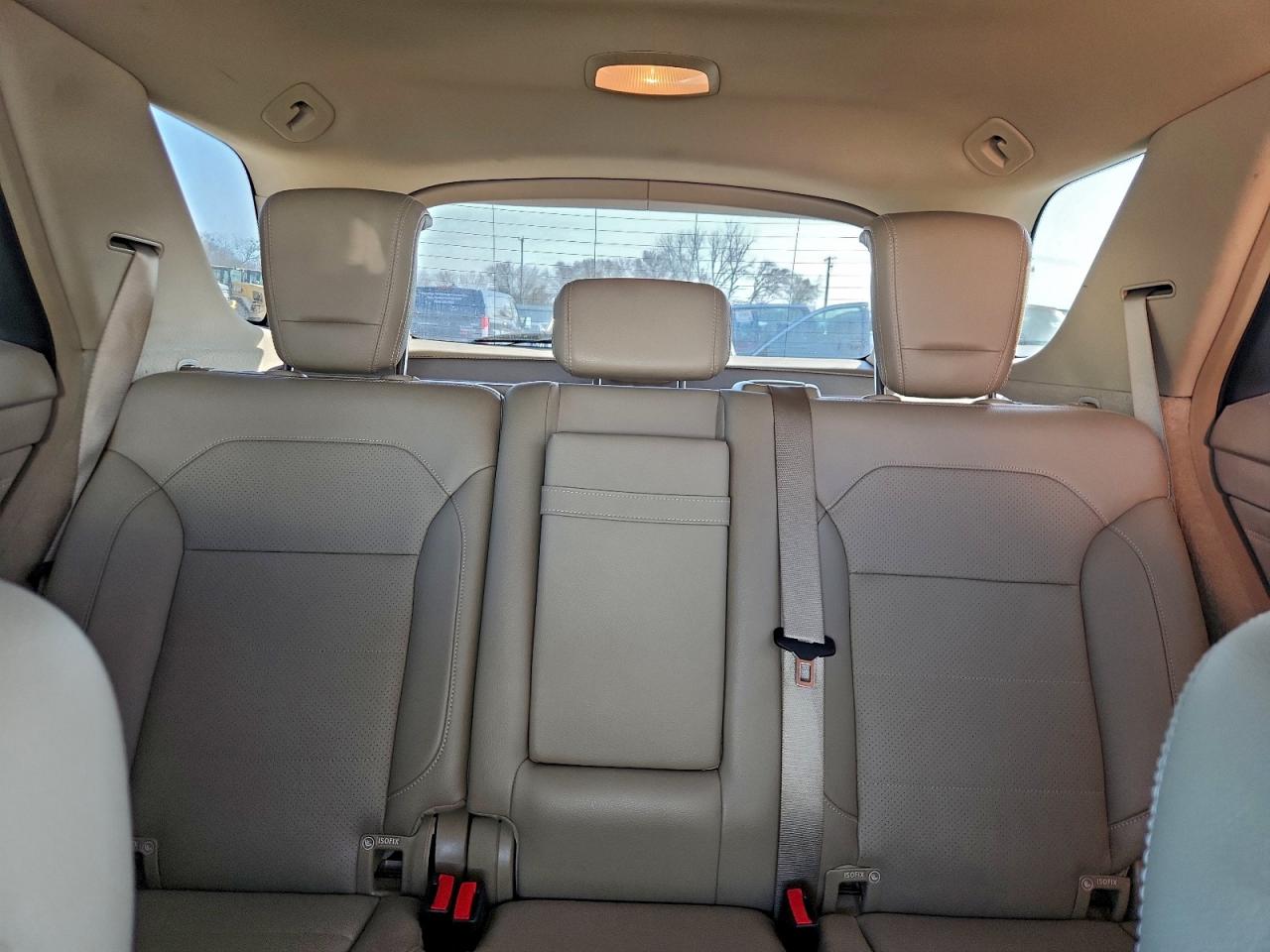 Mercedes-Benz M-Class 350 Image 6