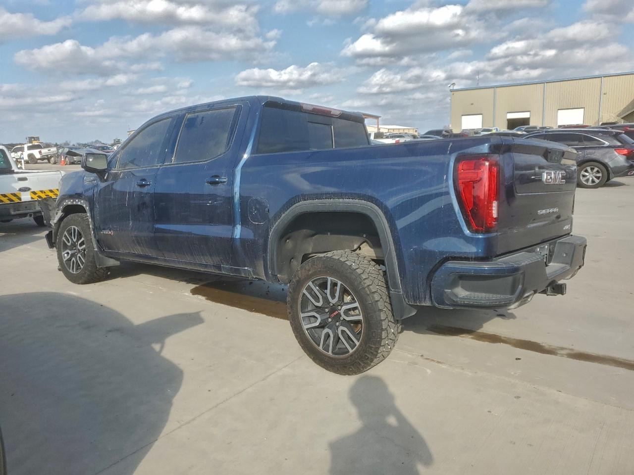 GMC Sierra K1500 At4 Image 4