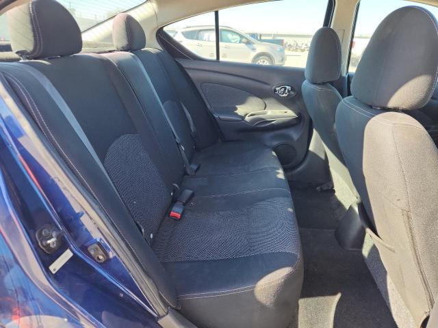 Nissan Versa S Image 9