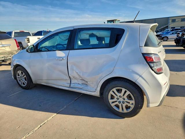 Chevrolet Sonic Image 3