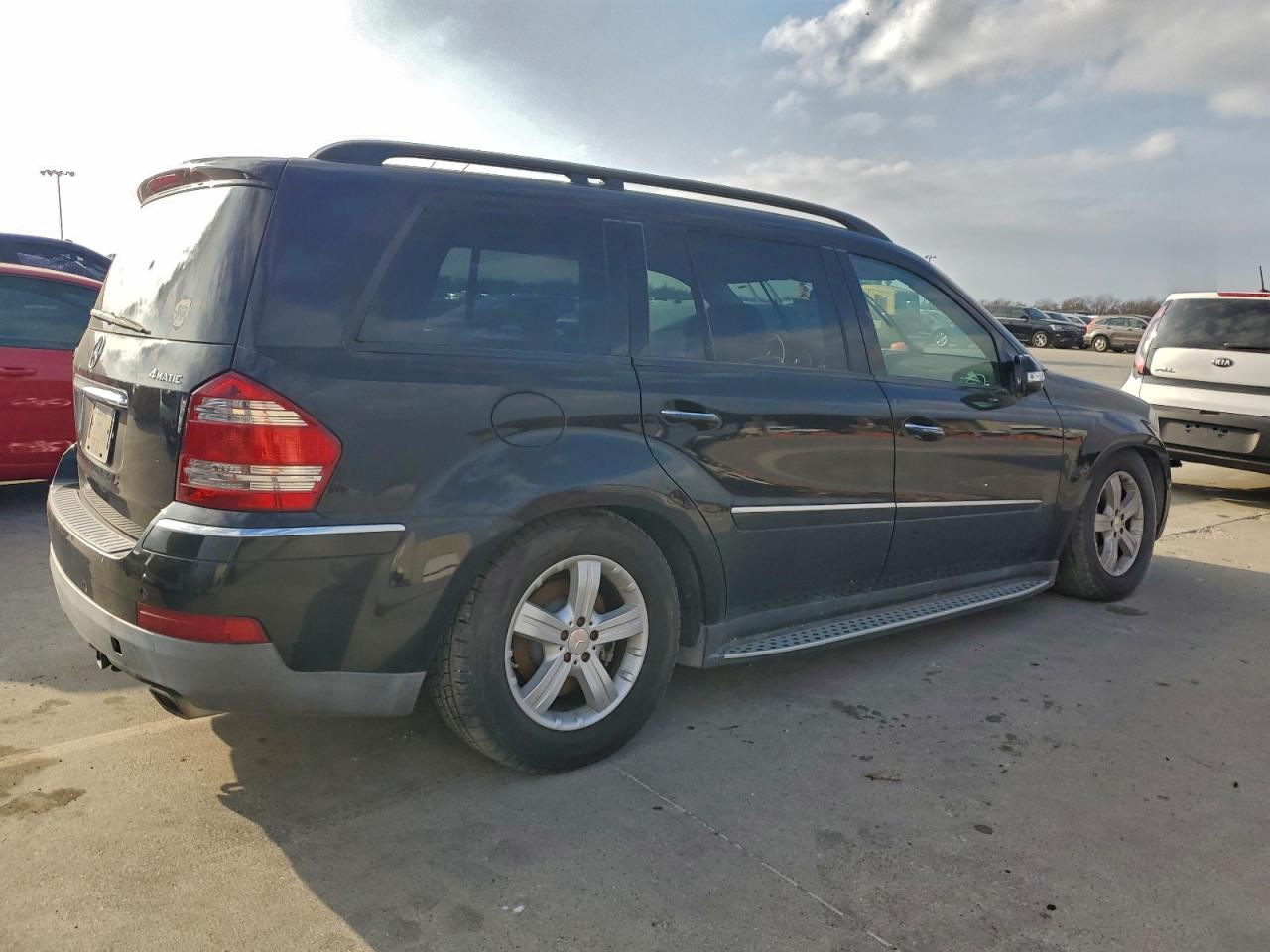 Mercedes-Benz G-Class 450 4matic Image 2