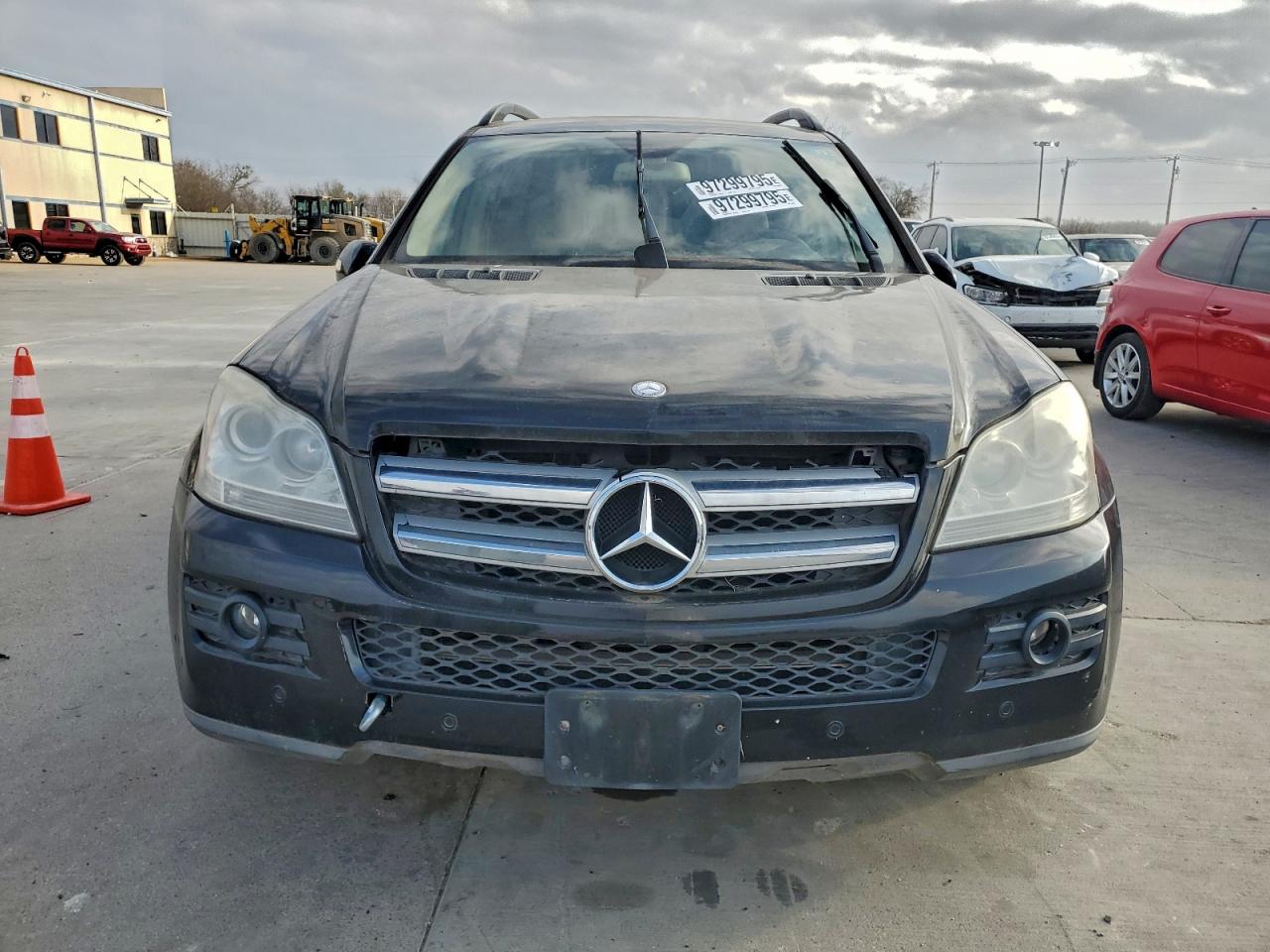 Mercedes-Benz G-Class 450 4matic Image 10