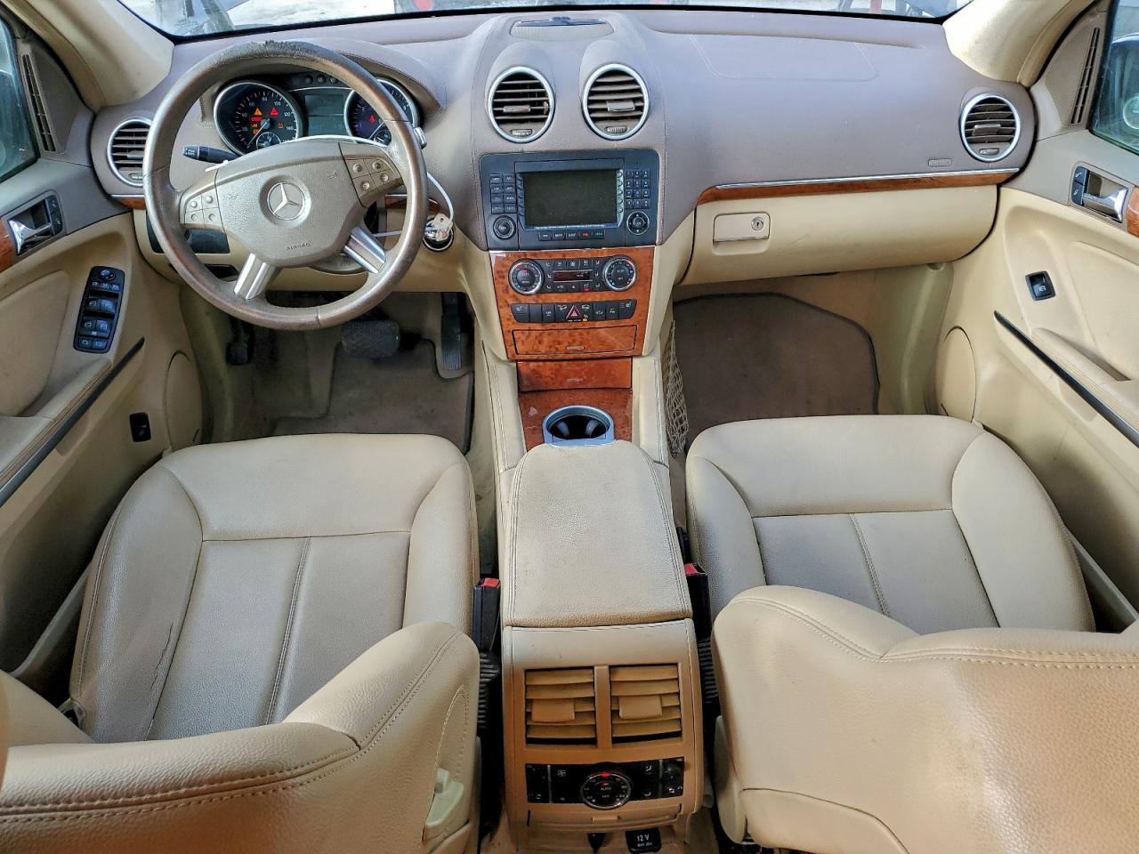 Mercedes-Benz G-Class 450 4matic Image 12