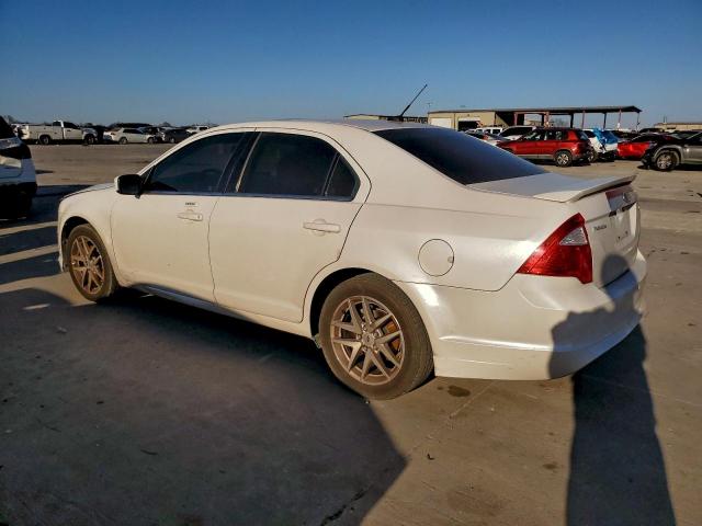 Ford Fusion Sel Image 2