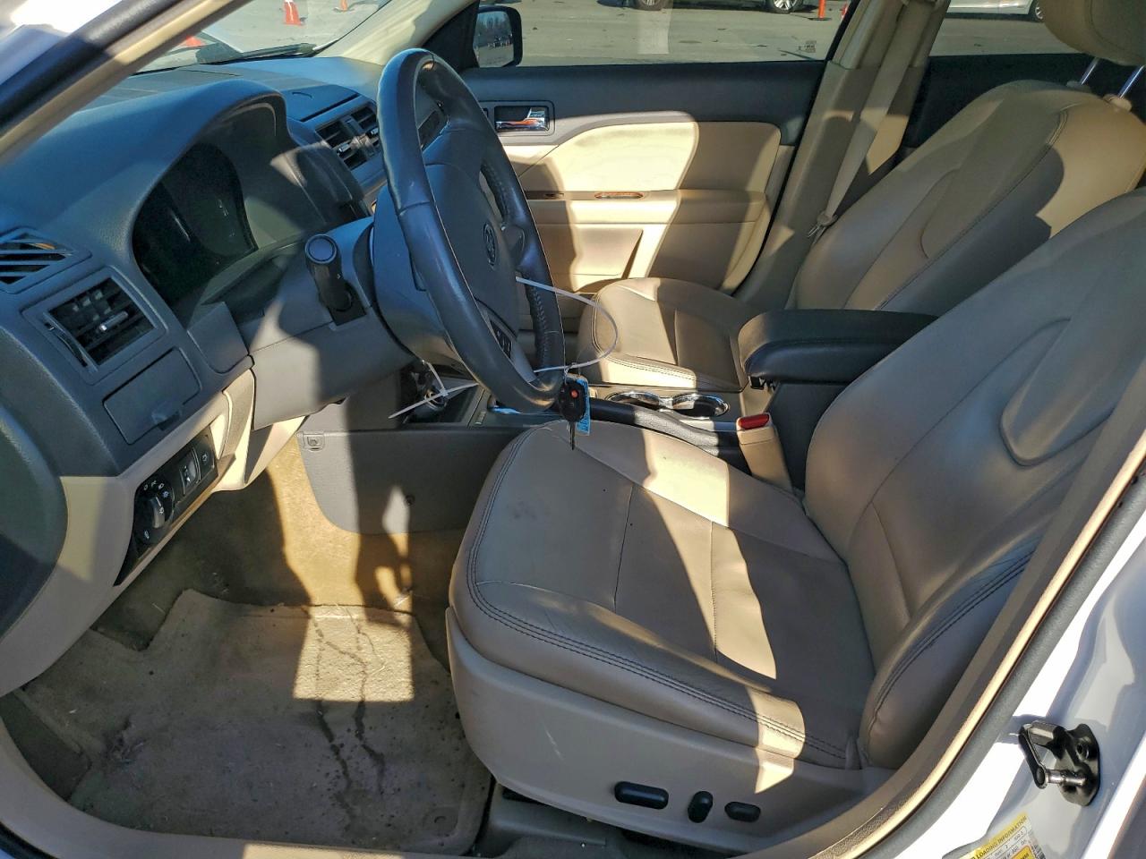 Ford Fusion Sel Image 5