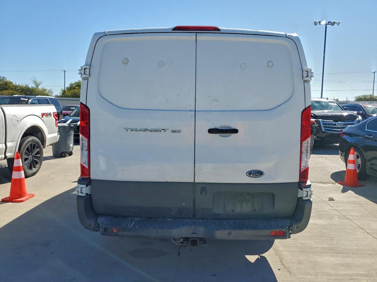 Ford Transit T-150 Image 7