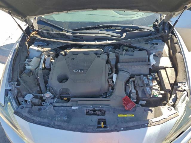 Nissan Maxima 3.5s Image 11