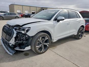  Salvage Audi Q3