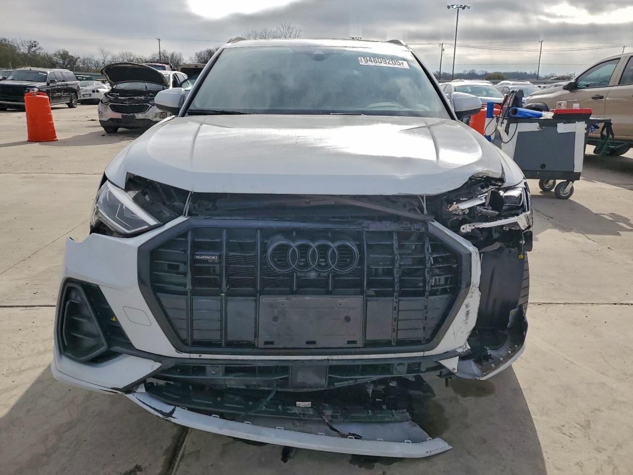 Audi Q3 Premium Plus S Line 45 Image 3