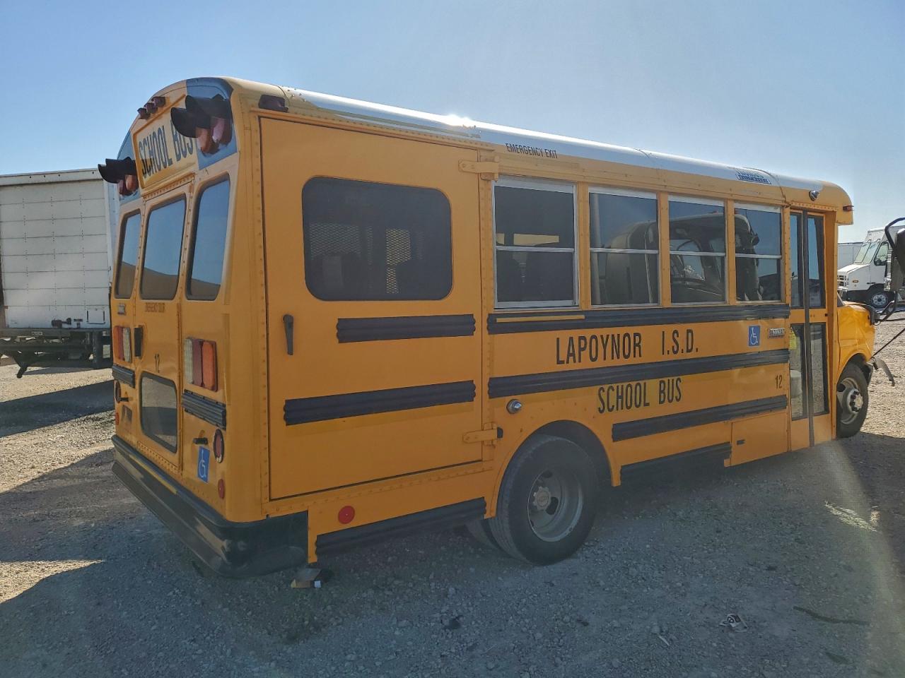 Chevrolet Express Image 10