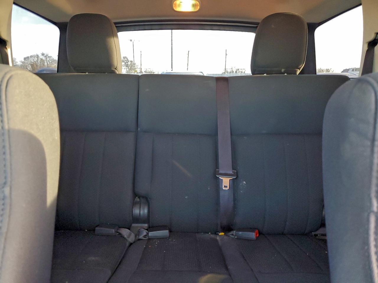 Dodge Nitro Heat Image 7