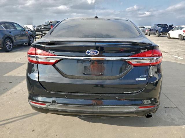 Ford Fusion Se Image 4