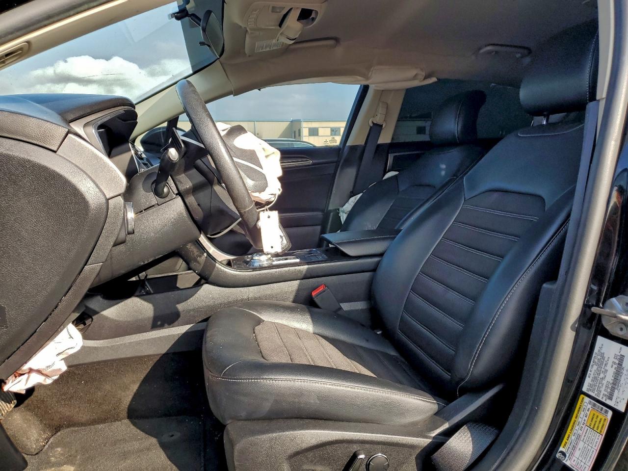 Ford Fusion Se Image 9