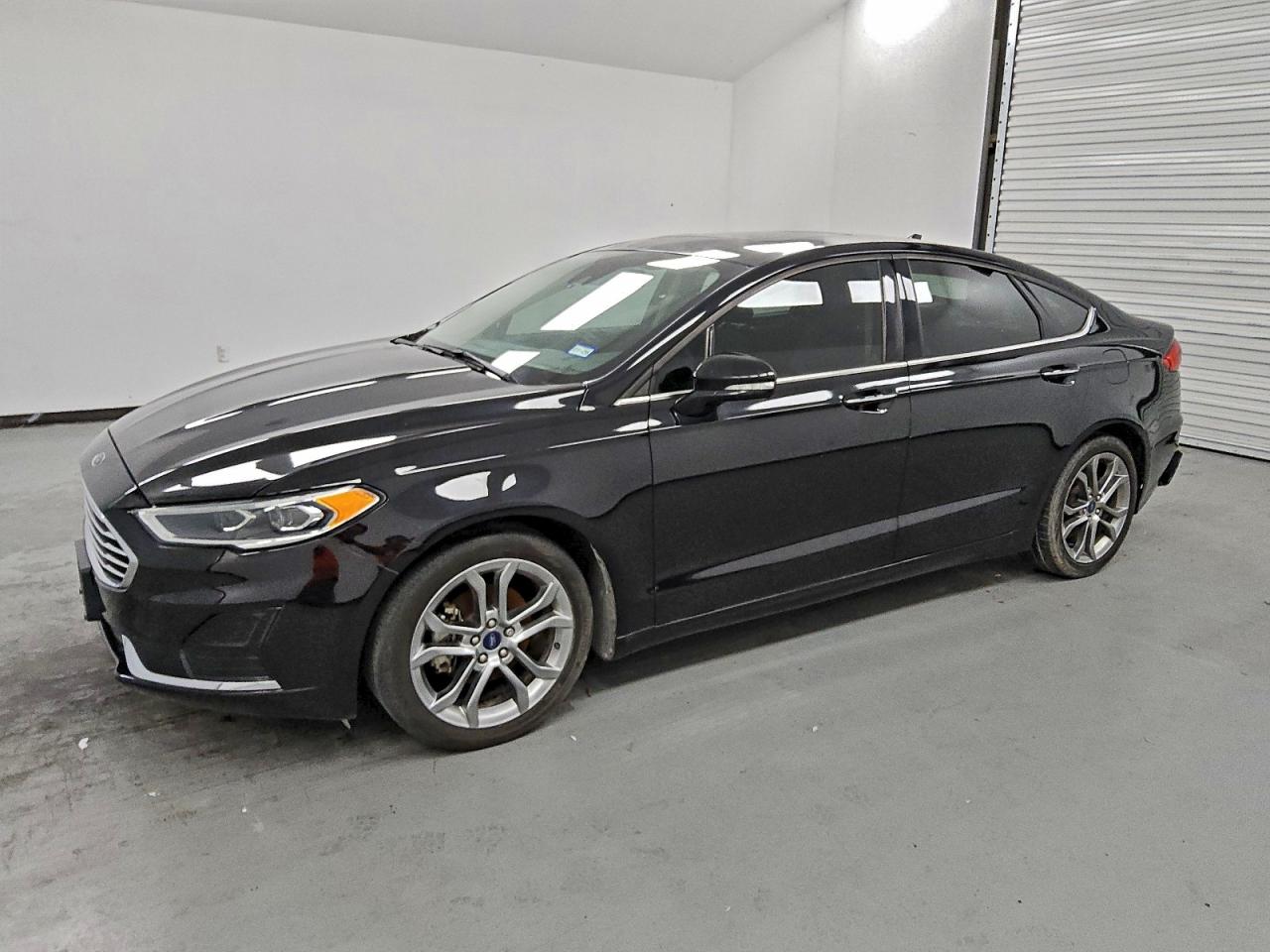 Ford Fusion Sel Image 1